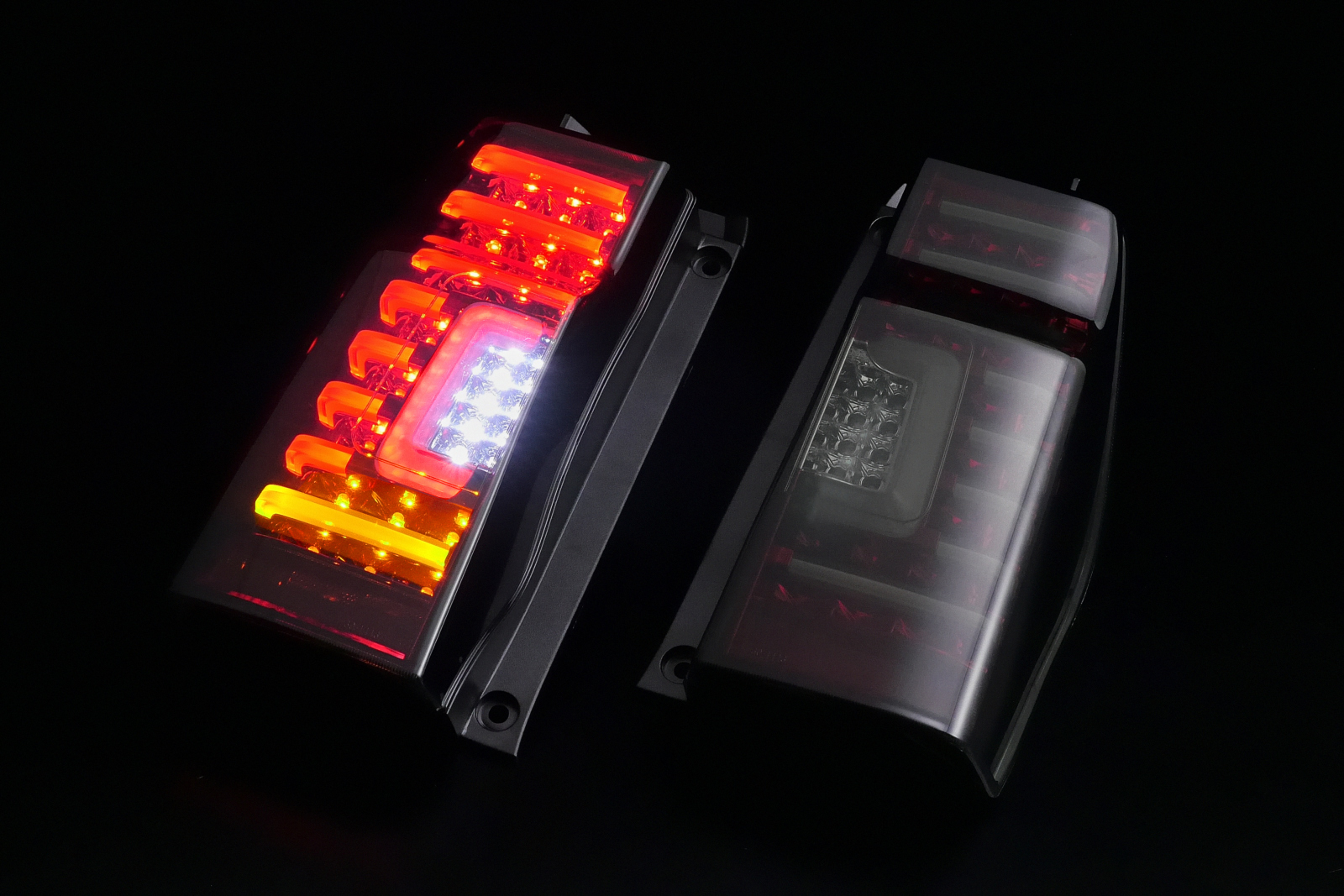 タントカスタムLA600スモーク LEDテールランプ タントカスタム la600s 
